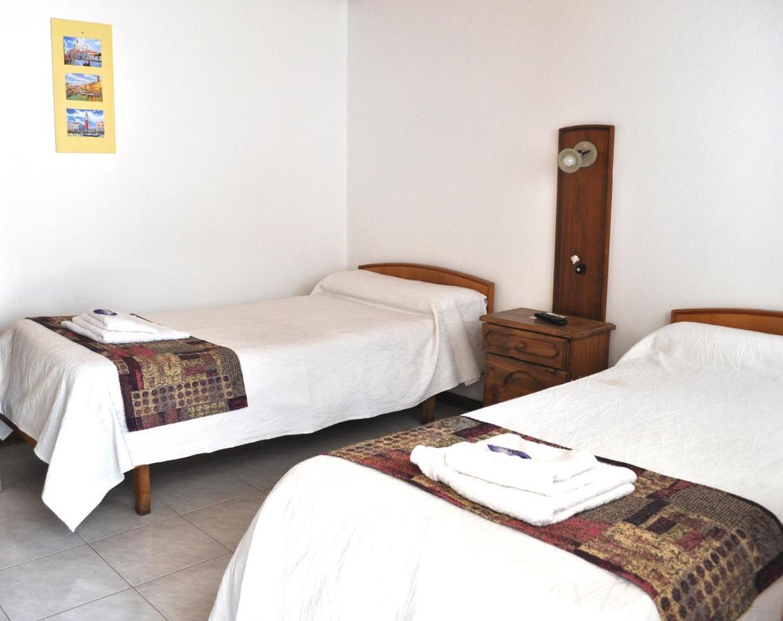 Hotel Venezia Necochea Buitenkant foto