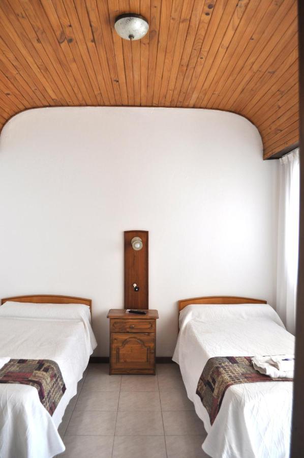 Hotel Venezia Necochea Buitenkant foto