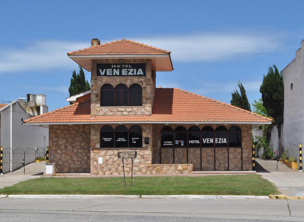 Hotel Venezia Necochea Buitenkant foto