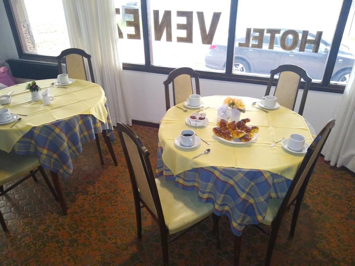 Hotel Venezia Necochea Buitenkant foto